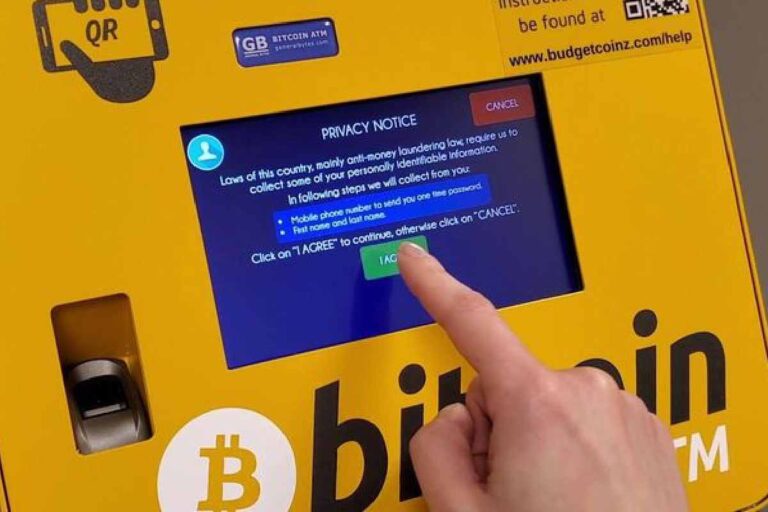 Security Tips for Visiting Bitcoin ATM Locations in Busy Public Areas